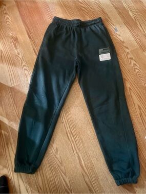Zara green Kids Jogger Sweatpants with Patch Detail